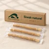 Lot de 3 bâtons de siwak ensachés individuellement devant leur boîte en carton Prosternation